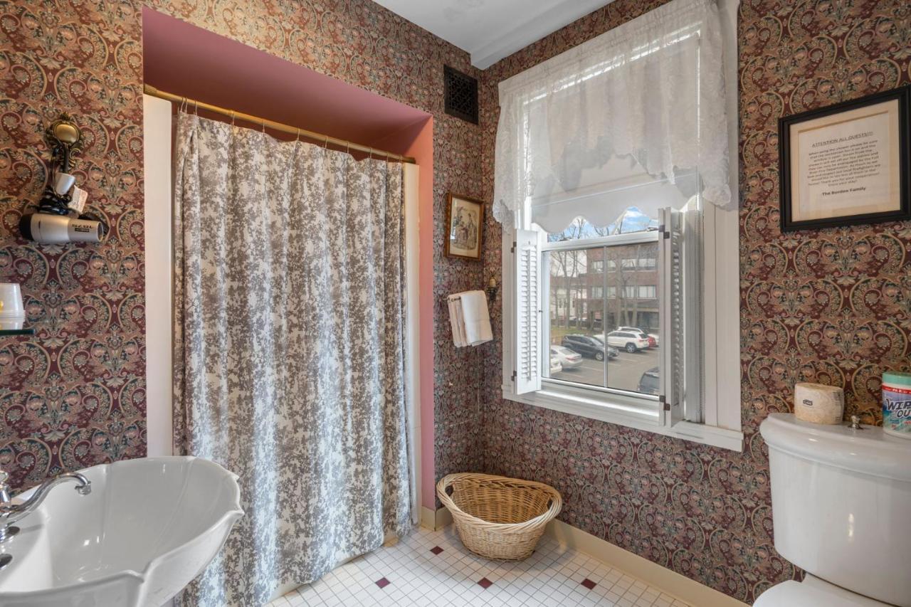 Bed and Breakfast Lizzie Borden House Fall River Esterno foto