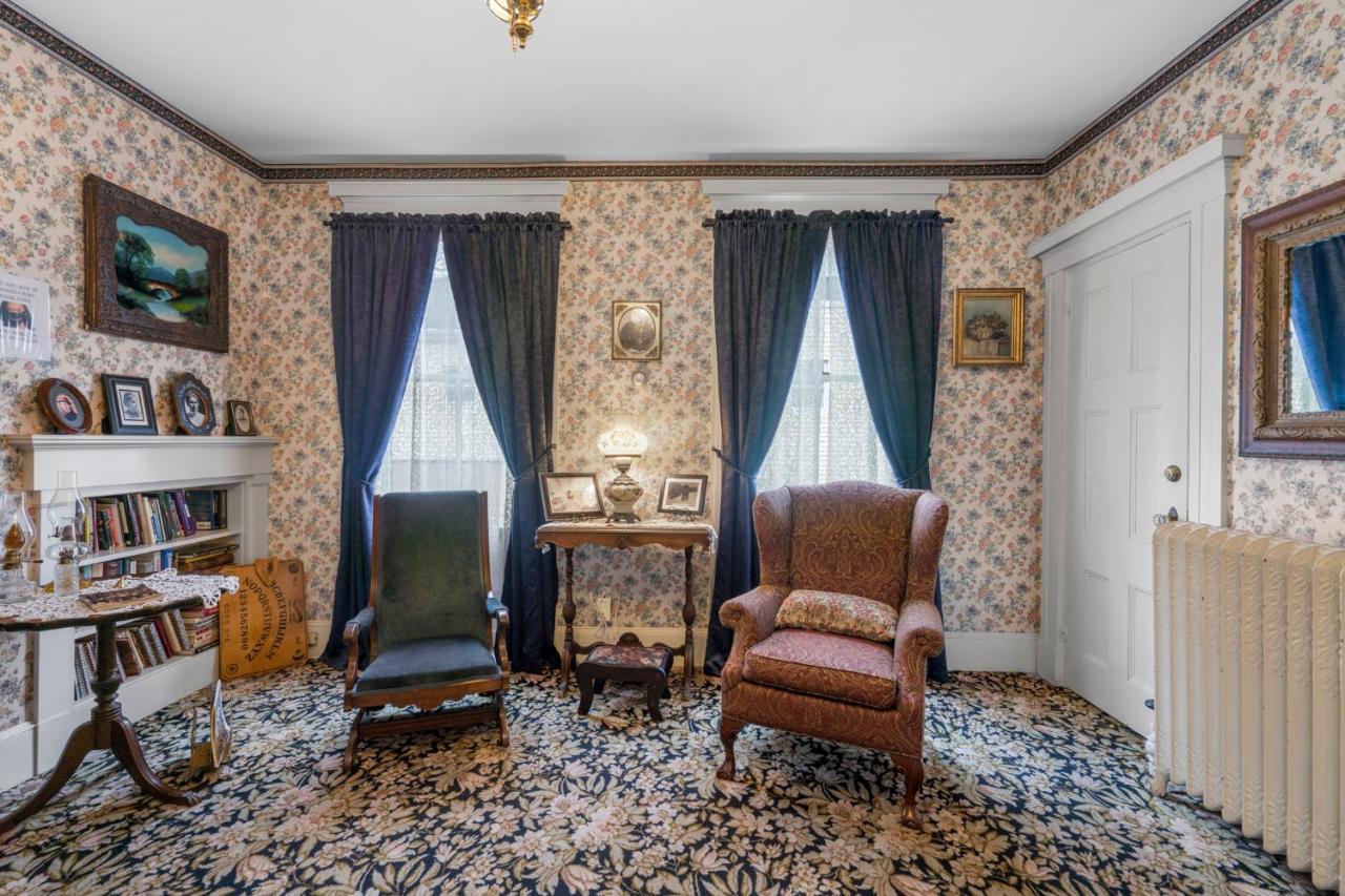 Bed and Breakfast Lizzie Borden House Fall River Esterno foto