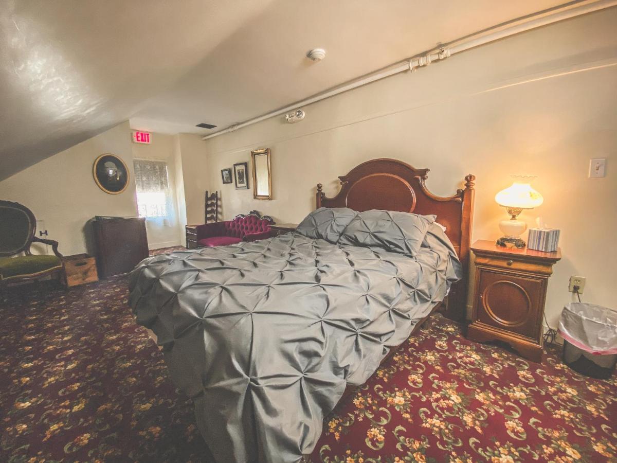 Bed and Breakfast Lizzie Borden House Fall River Esterno foto